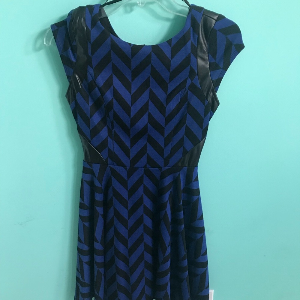 blue and black asymmetrical pattern dress